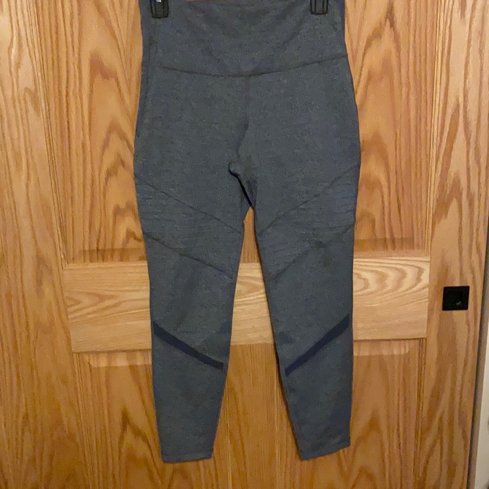 Old Navy Charcoal Grey Leggings